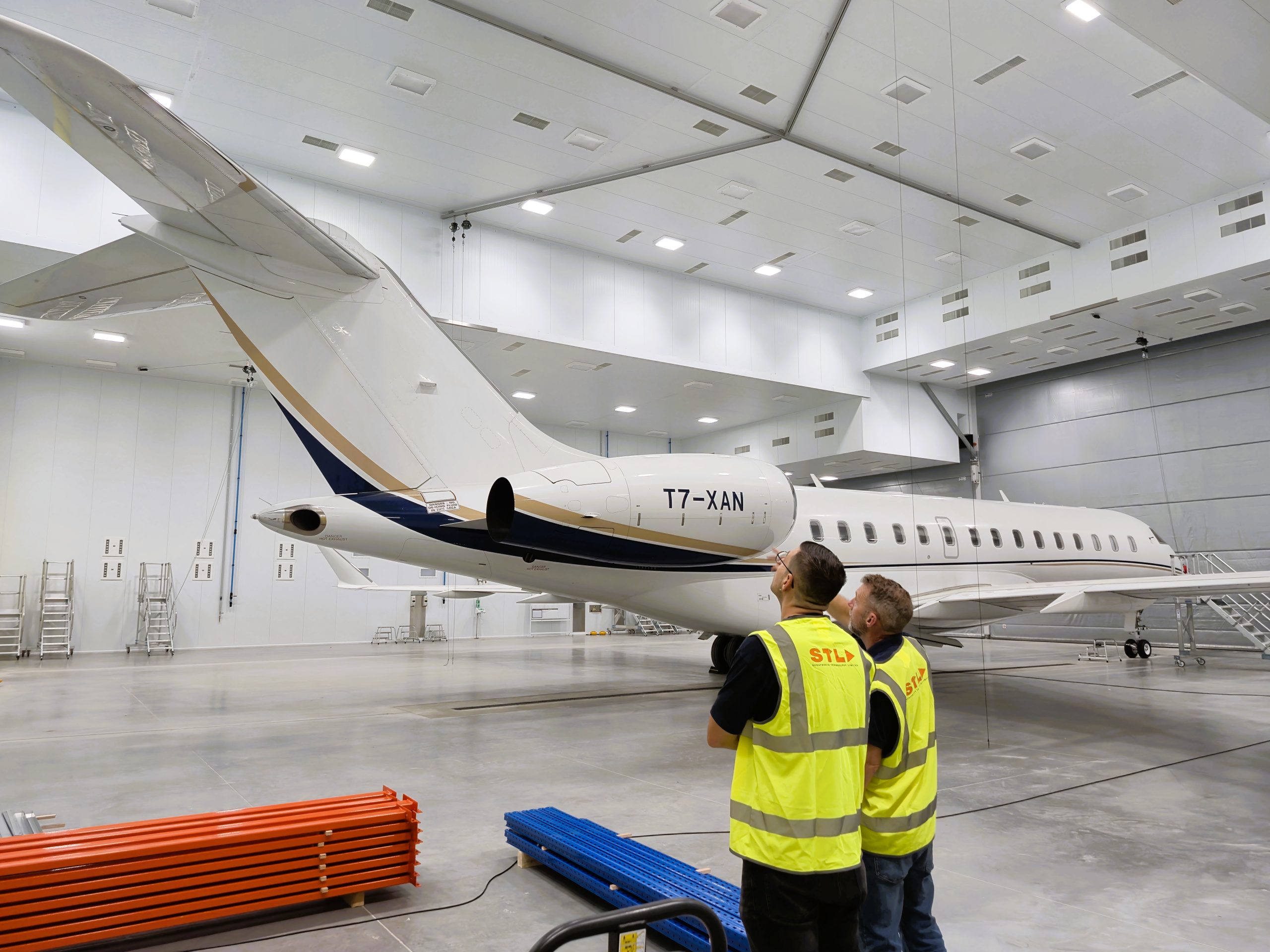 Purpose-built private aircraft refinishing facility